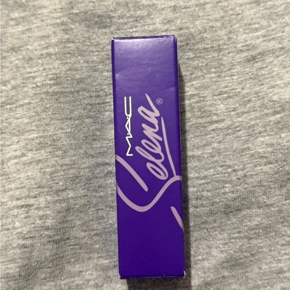 MAC X Selena Lipstick - New In Box ~ LIMITED EDITION - Picture 2 of 6